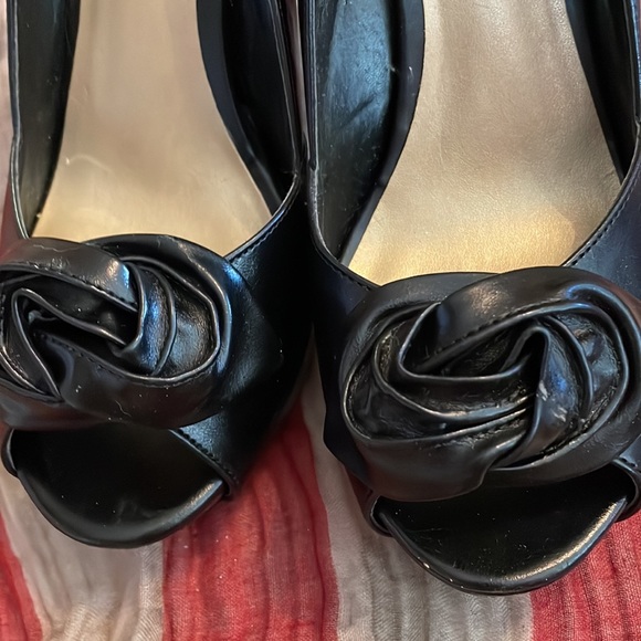 Madden Girl shoes - Picture 4 of 11